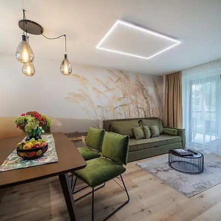 Of Me Faaker Apartmán *