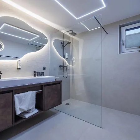 Of Me Faaker Apartman